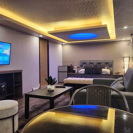 Avana Hills Boracay Liltime Deluxe Suite Balabag  Zewnętrze zdjęcie